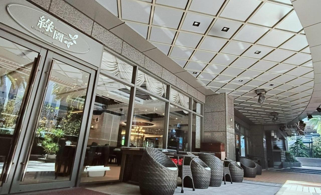 S Aura Hotel Taipei Exterior photo
